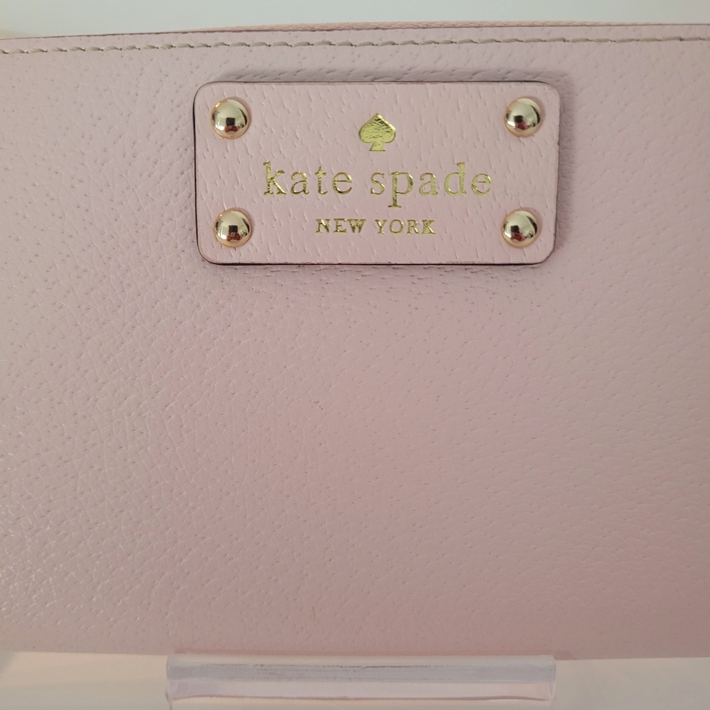Kate Spade Pink Zip Around Wallet - Picture 2 of 10